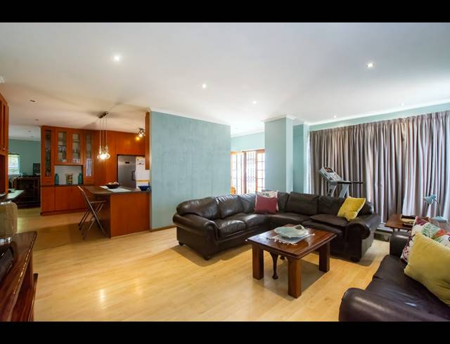 4 BEDROOM HOUSE FOR SALE IN WAVECREST